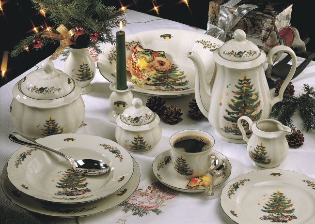Kaffeeservice Weihnachten Marie-Luise 18-teilig – Seltmann Weiden Shop